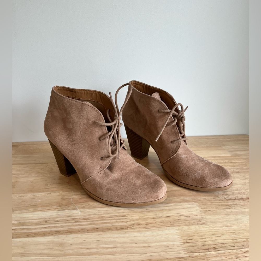 Maurice’s Tan Ankle Boots/Heels